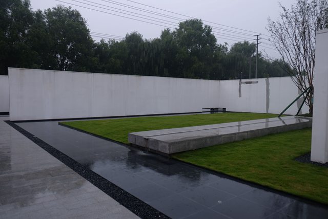 2-201130163624356.jpg