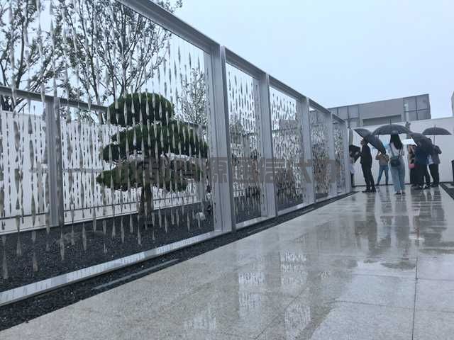 2-201210144J51I.jpg