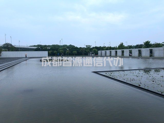 1-21011GH221635.JPG