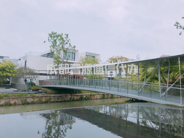 1-2101261U631157.JPG