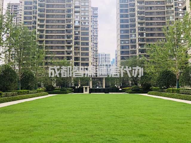 2022外地户口可以在成都买房吗？这种条件可免房产税(图1)